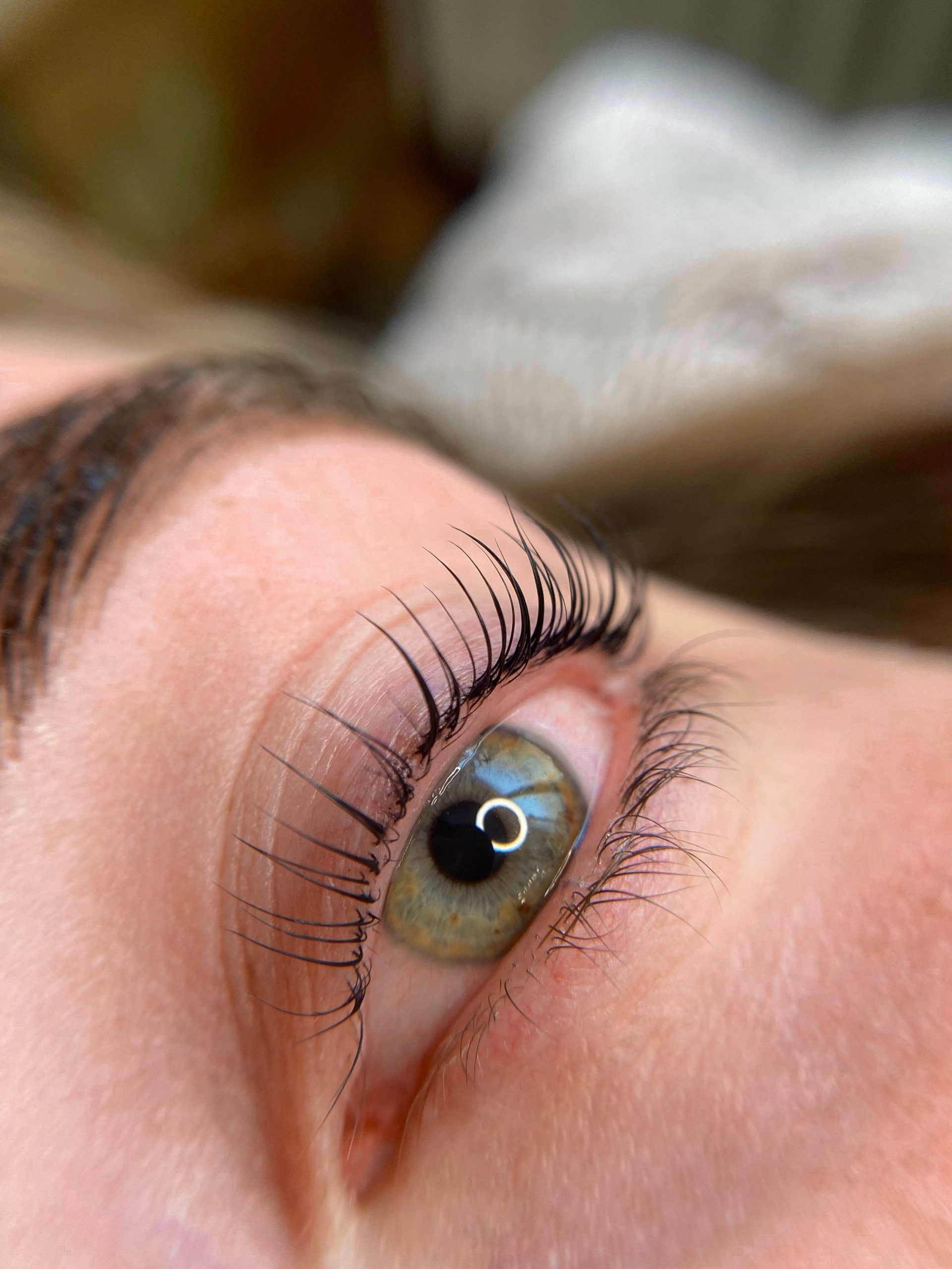 9660AB4B-6D04-43E2-A7FA-CDDC4034F9CE